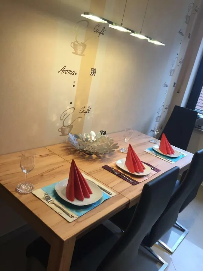 Exclusive Living Apartment 2 Zimmer Bis Zu 4 Personen Nürnberg 0*,  Németország